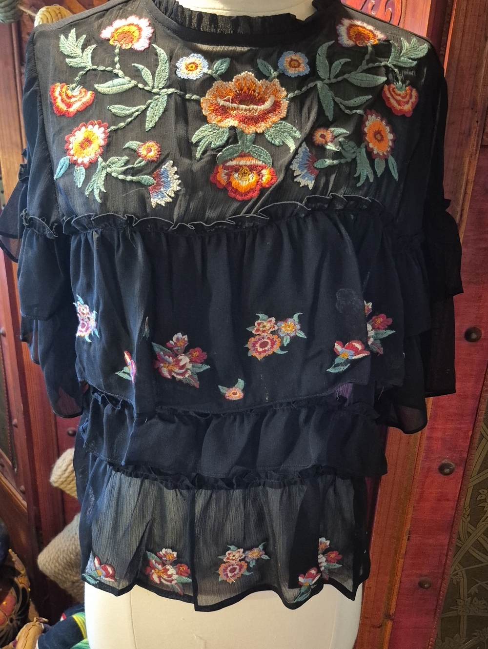 Black Floral Forever 21 Embroidered Ruffled Women's Top